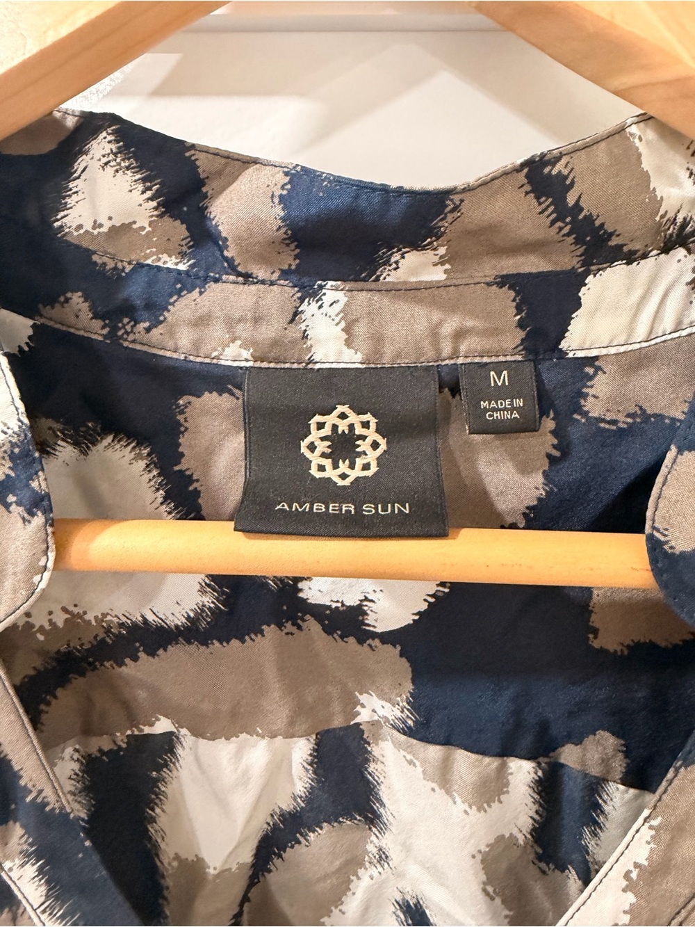Amber Sun Women's Button-Down Shirt in Navy and Taupe Abstract Print
